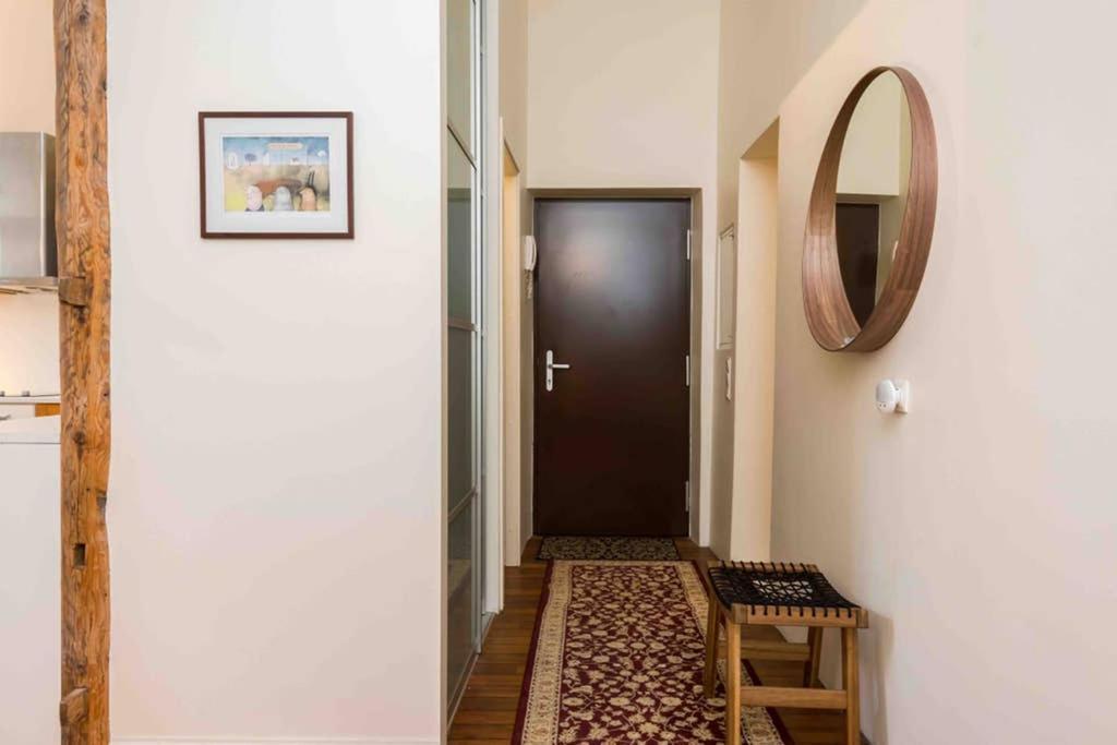Best Location, Beautiful And Quiet Old Town Apt. Talin Exterior foto